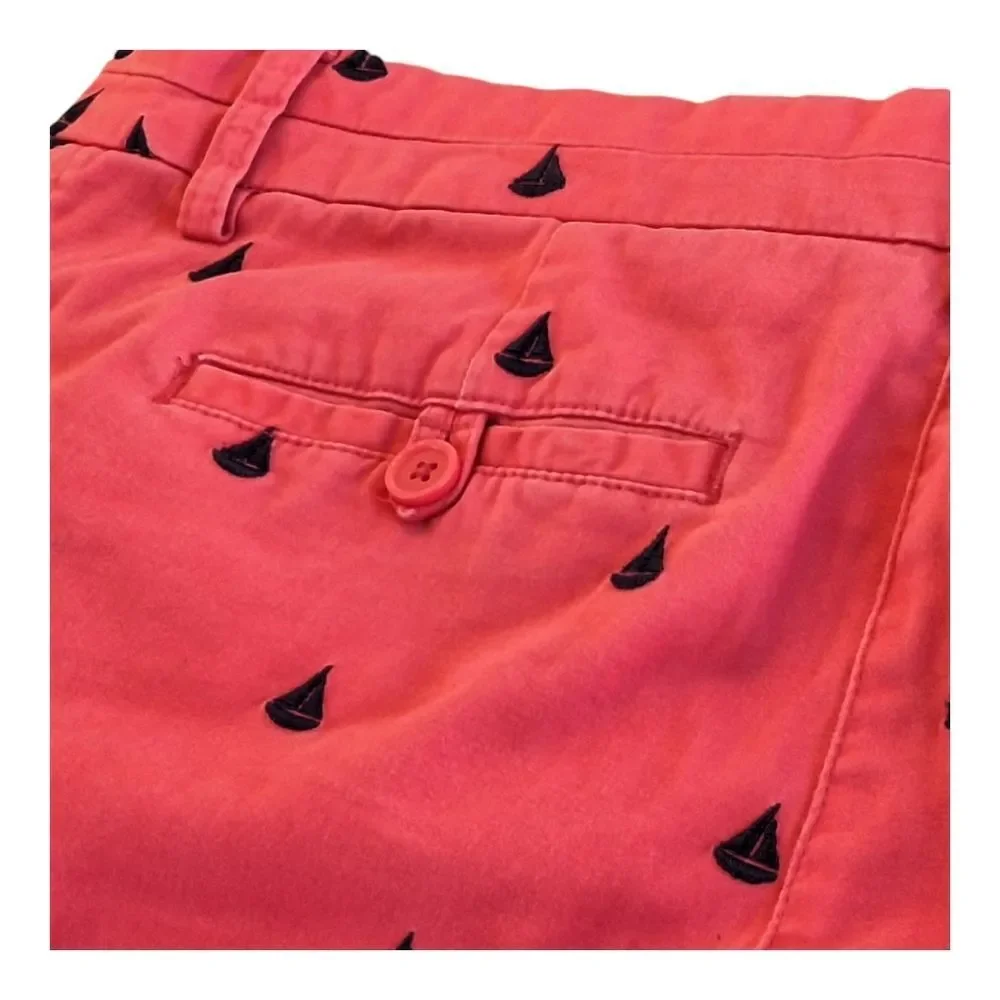 British Khaki Pink Shorts Embroidered Sailboats Cotton Stretch size 6 Pockets